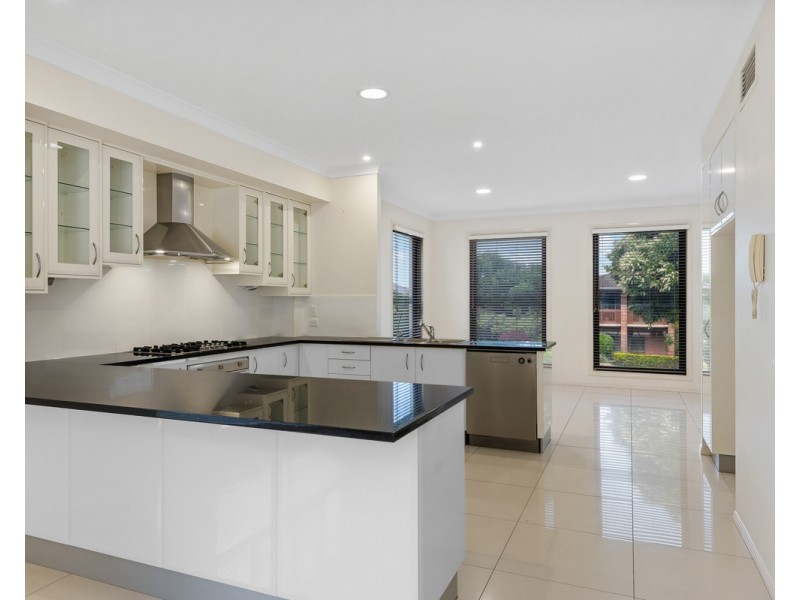 5 Dimboola Street, Bridgeman Downs QLD 4035