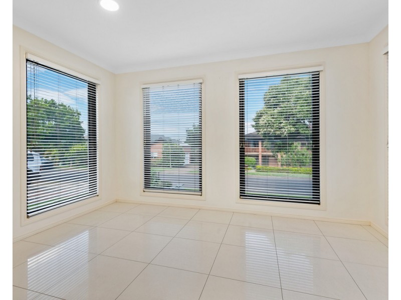 5 Dimboola Street, Bridgeman Downs QLD 4035