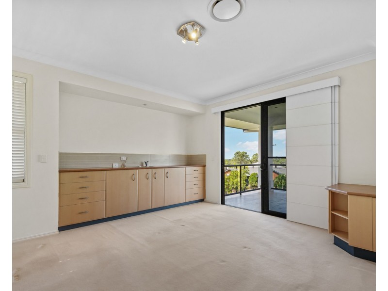 5 Dimboola Street, Bridgeman Downs QLD 4035