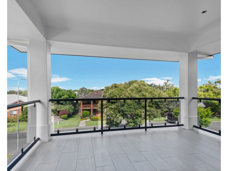 5 Dimboola Street, Bridgeman Downs QLD 4035