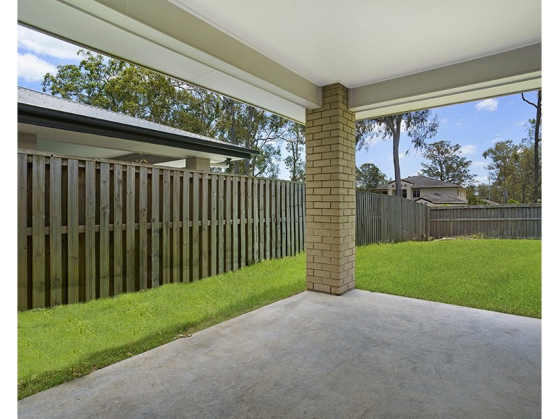 10 April Crescent, Bridgeman Downs QLD 4035