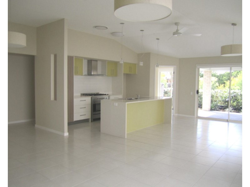 25 Carnarvon Crescent, Fitzgibbon QLD 4018