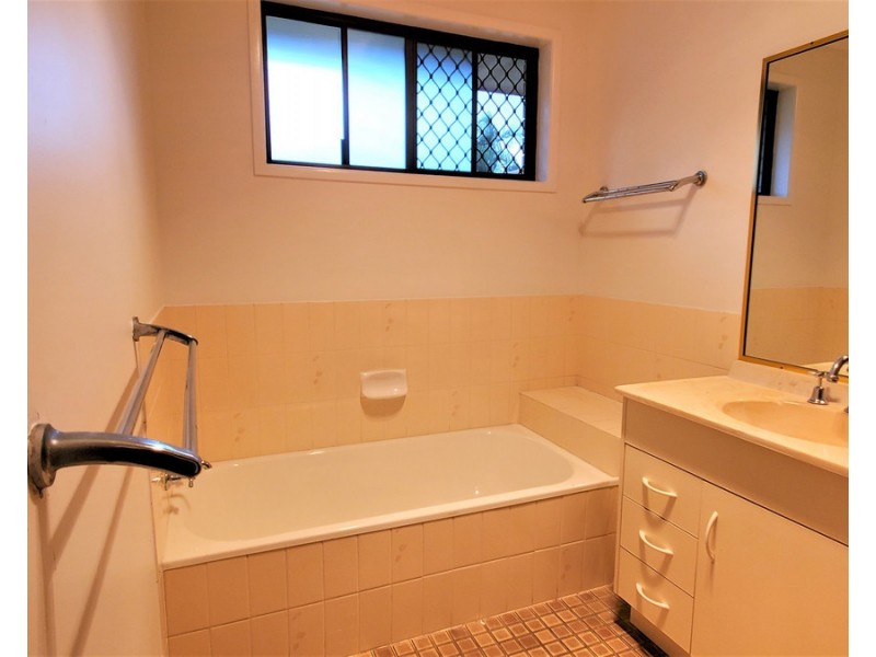 53 Cara Street, Aspley QLD 4034
