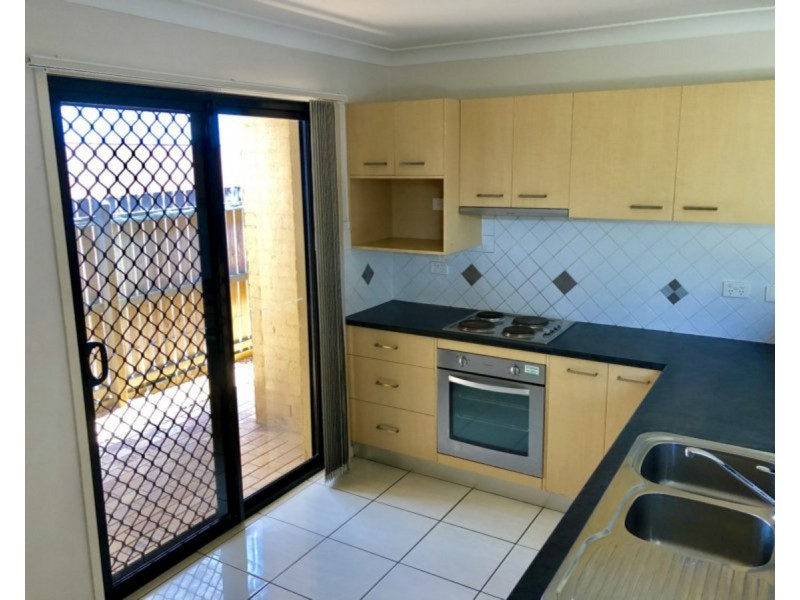 16 Lawley Street, Kedron QLD 4031