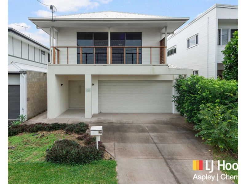 123 White Street, Wavell Heights QLD 4012