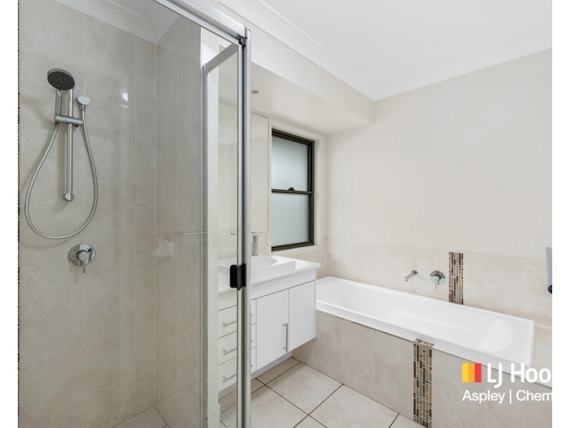 123 White Street, Wavell Heights QLD 4012