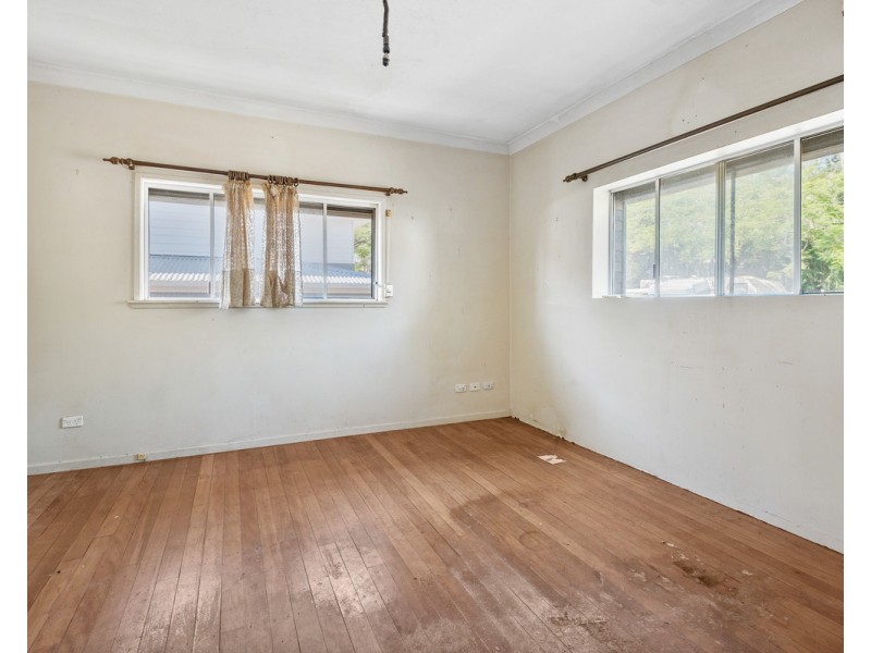 22 Beeby Street, Wavell Heights QLD 4012