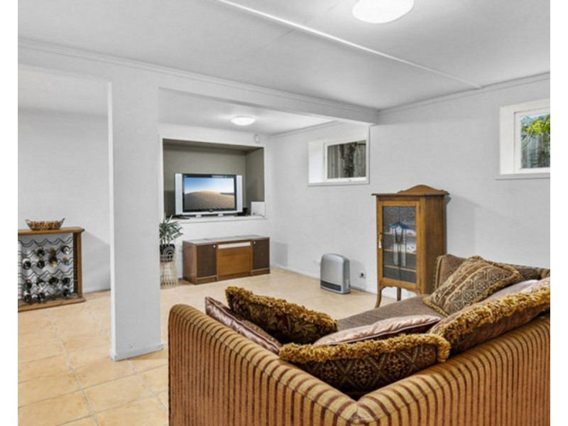 5 Wyman Street, Stafford Heights QLD 4053