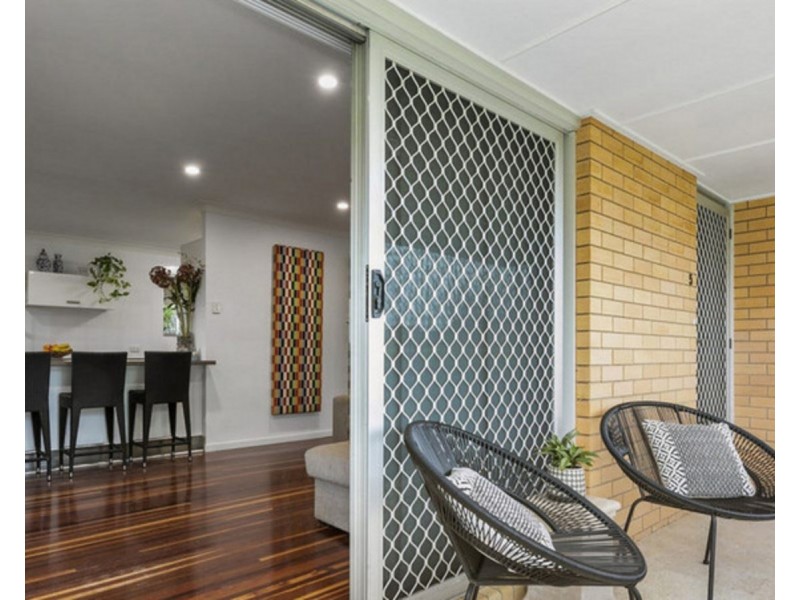 5 Wyman Street, Stafford Heights QLD 4053