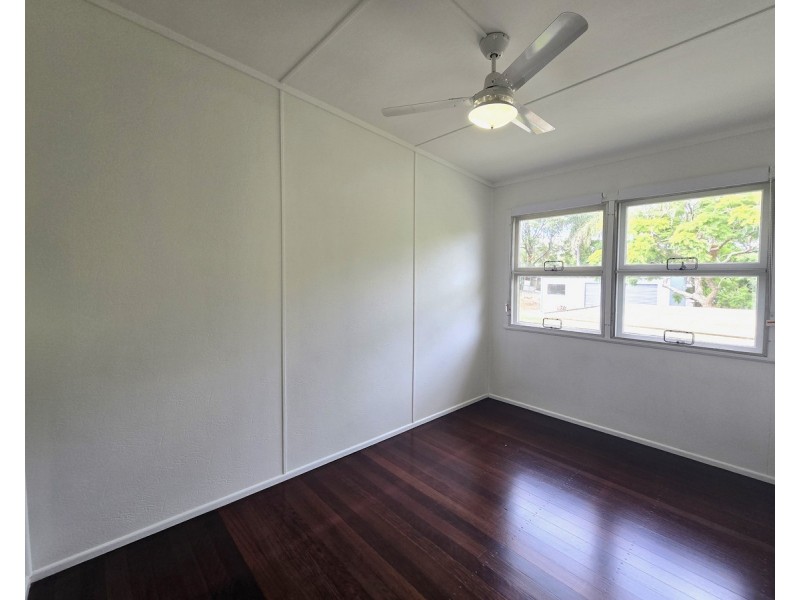 10 Best Street, Brighton QLD 4017