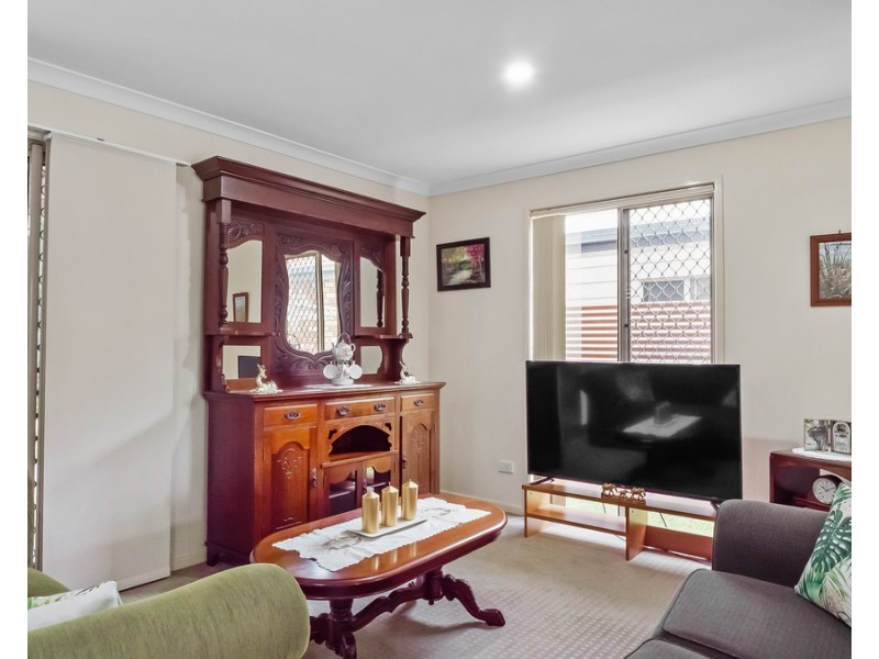 75 Cambridge Crescent, Fitzgibbon QLD 4018