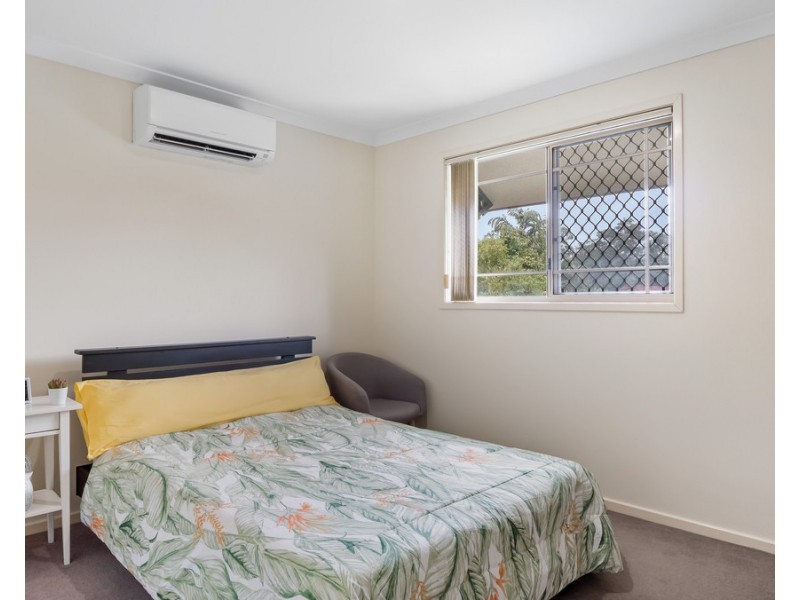 75 Cambridge Crescent, Fitzgibbon QLD 4018