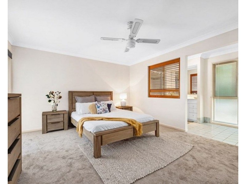 15 Cooksland Crest, North Lakes QLD 4509