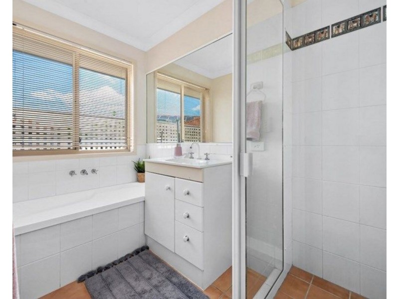 15 Cooksland Crest, North Lakes QLD 4509