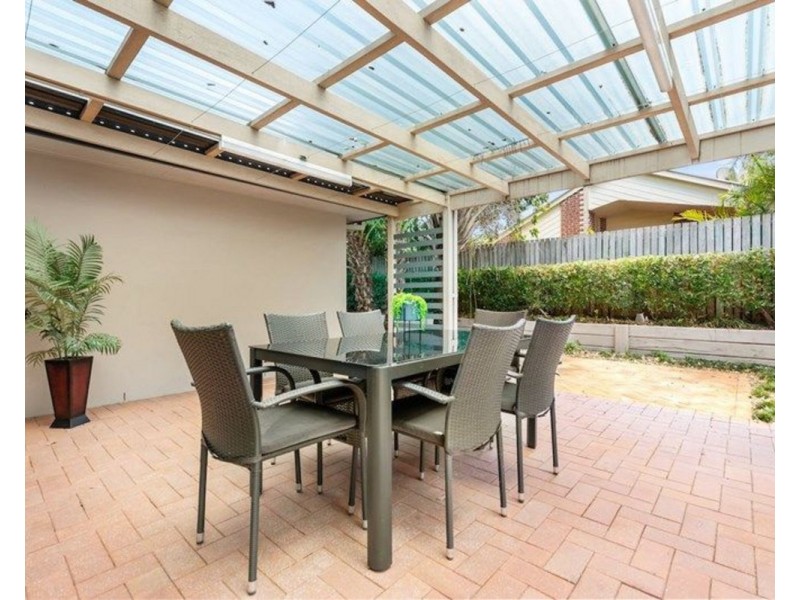 15 Cooksland Crest, North Lakes QLD 4509