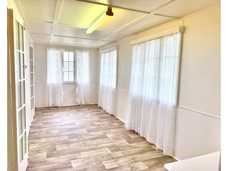 33 Love Street, Northgate QLD 4013