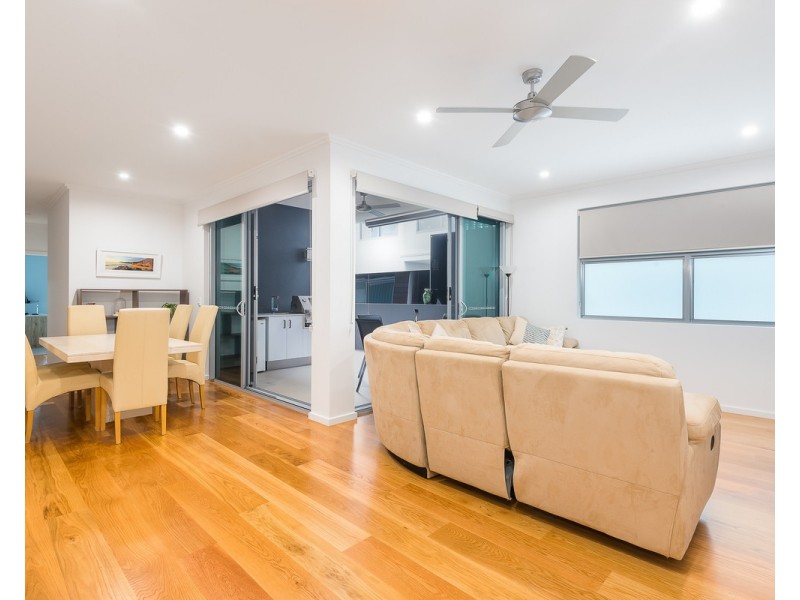 3/7 Durham Street, Coorparoo QLD 4151