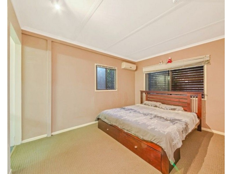 2 Feuerriegel Road, Bald Hills QLD 4036