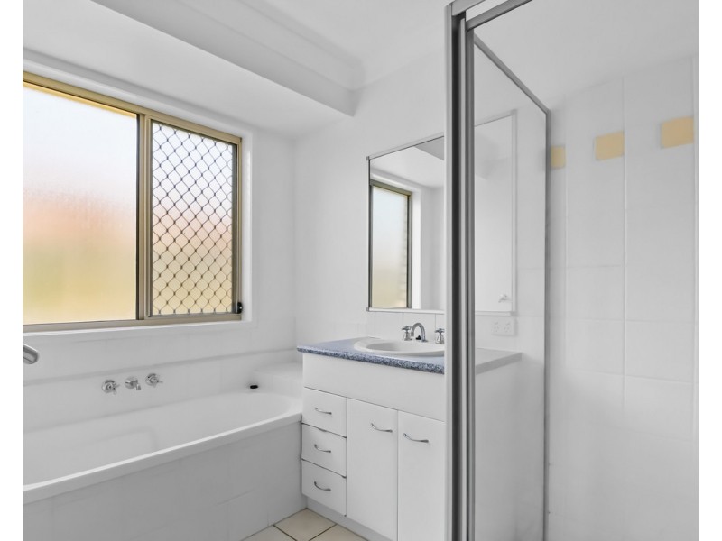 5 Leopard Tree Close, Bracken Ridge QLD 4017