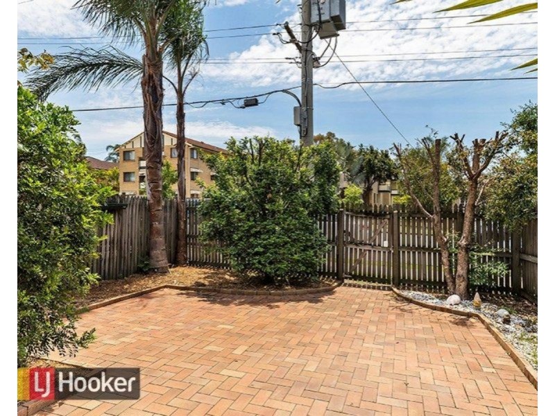 9/23 Latham Street, Chermside QLD 4032