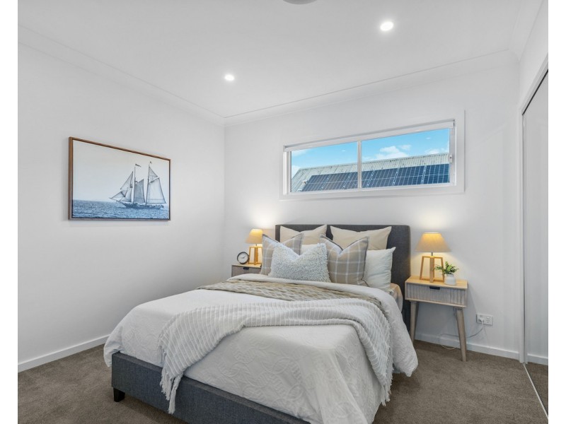 14 Ashley Road, Chermside West QLD 4032