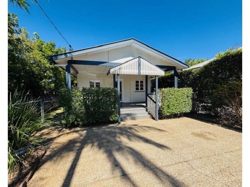 20 Julia Street, Wavell Heights QLD 4012