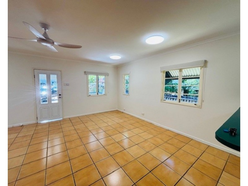 20 Julia Street, Wavell Heights QLD 4012