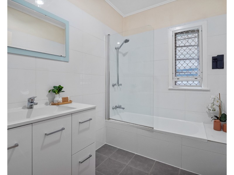 5 Piccadilly Street, Geebung QLD 4034