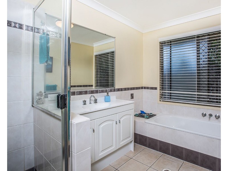 4 Durham Place, Taigum QLD 4018