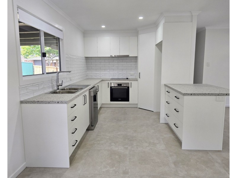 18 Rinnicrew Street, Bracken Ridge QLD 4017