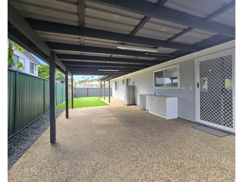 18 Rinnicrew Street, Bracken Ridge QLD 4017