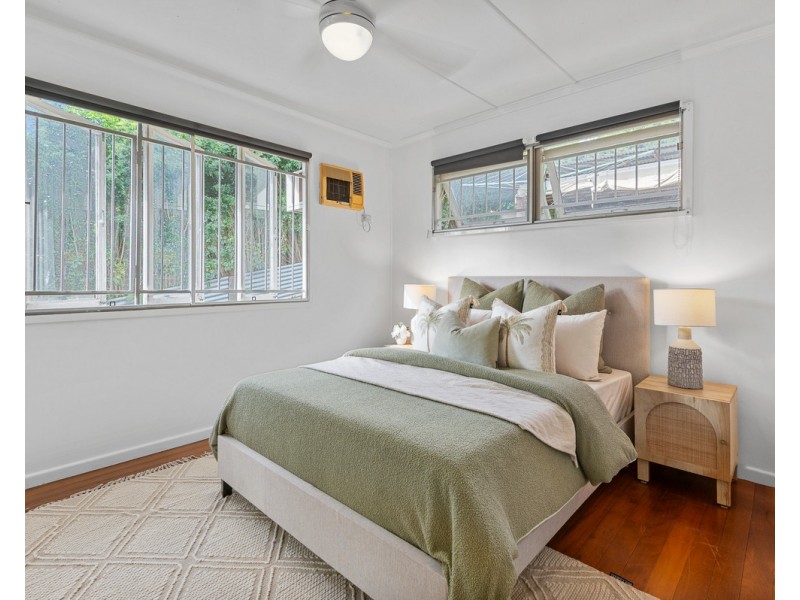 39 Chuter Street, Stafford Heights QLD 4053