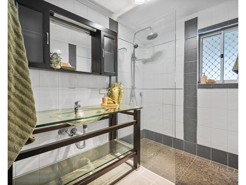 39 Chuter Street, Stafford Heights QLD 4053