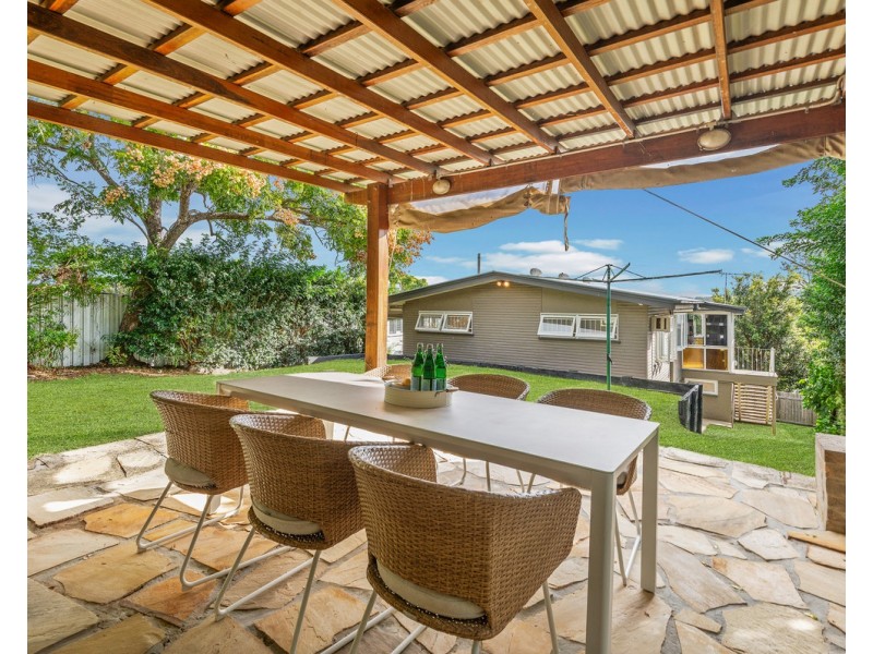 39 Chuter Street, Stafford Heights QLD 4053