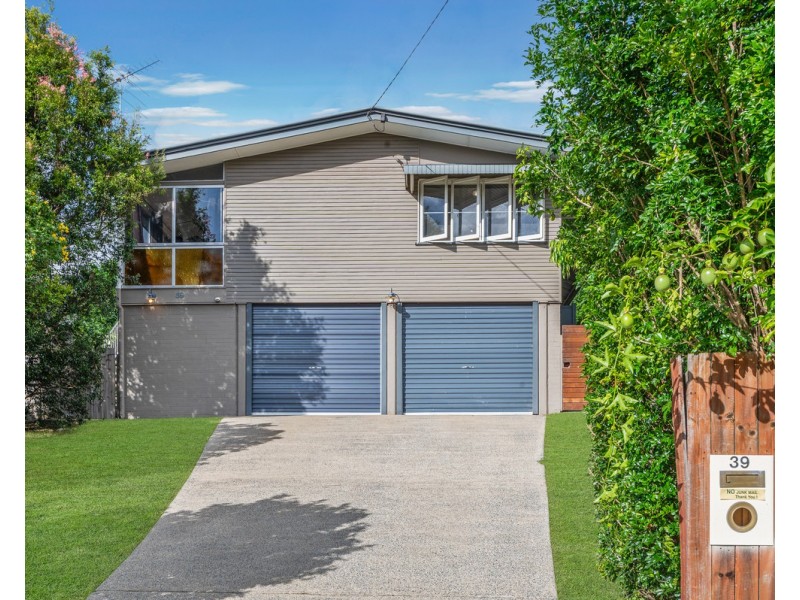39 Chuter Street, Stafford Heights QLD 4053