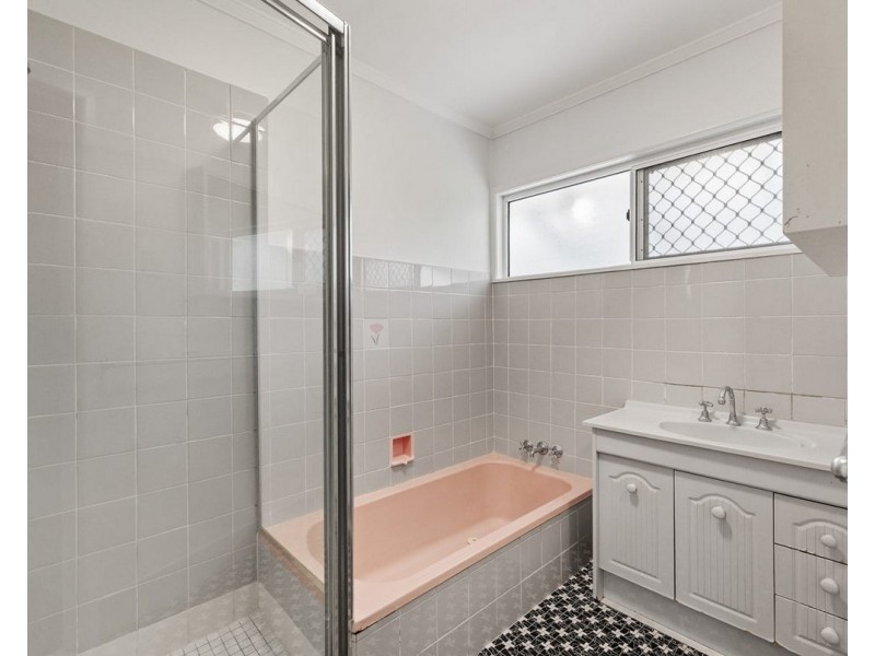 11 Petanne Street, Aspley QLD 4034