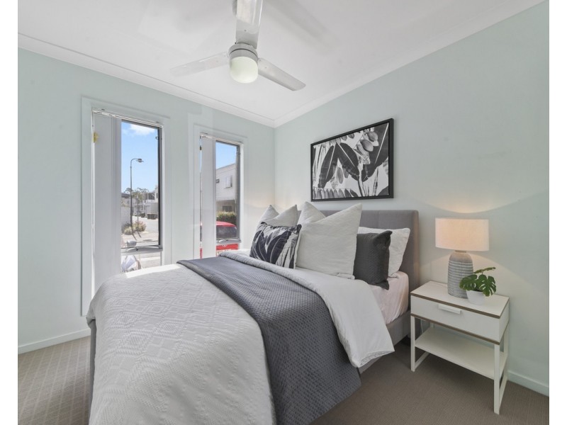 45 Jenolan Lane, Fitzgibbon QLD 4018