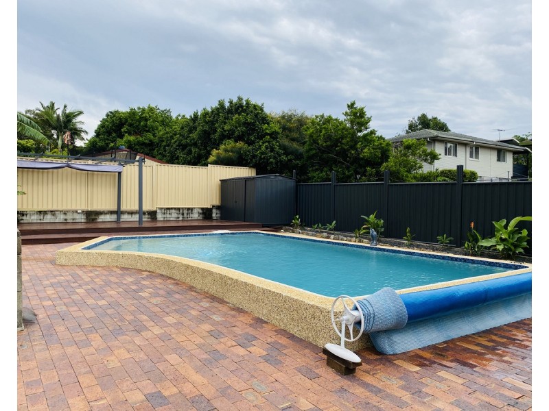 27 Denver Road, Carseldine QLD 4034
