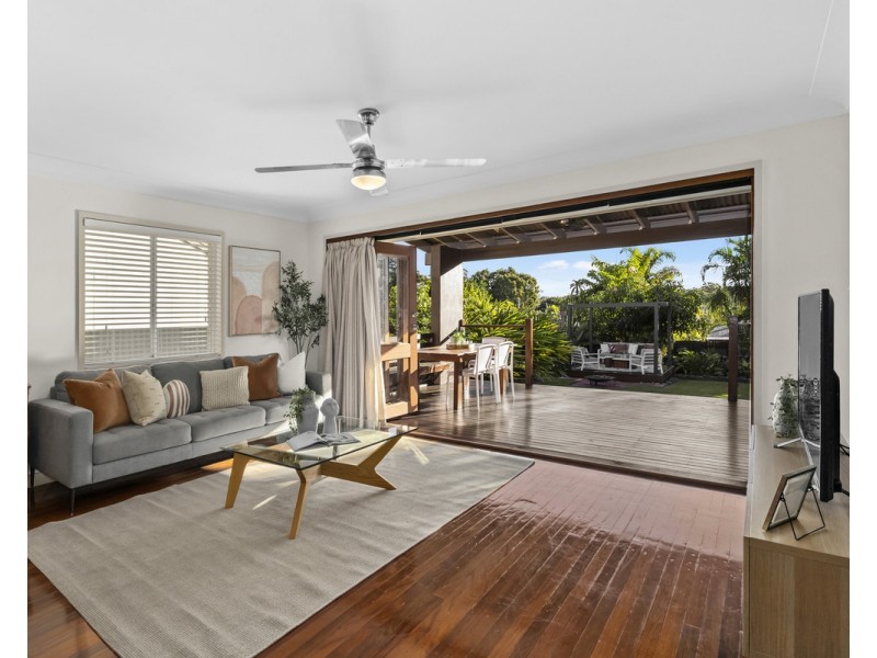 32 Maundrell Terrace, Chermside West QLD 4032