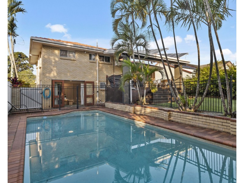 32 Maundrell Terrace, Chermside West QLD 4032