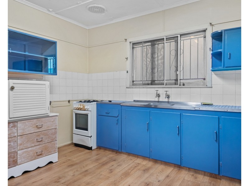 36 Playfield Street, Chermside QLD 4032