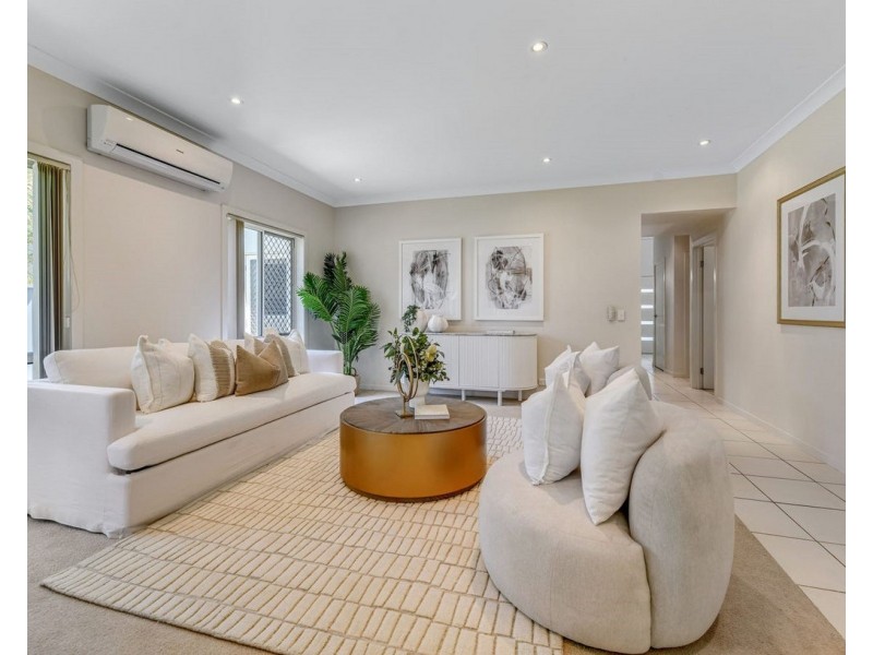 9 Crowcombe Place, Carseldine QLD 4034