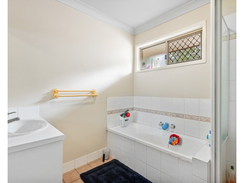 4 Eton Avenue, Boondall QLD 4034