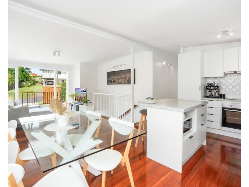 5 Waitara Street, Chermside West QLD 4032
