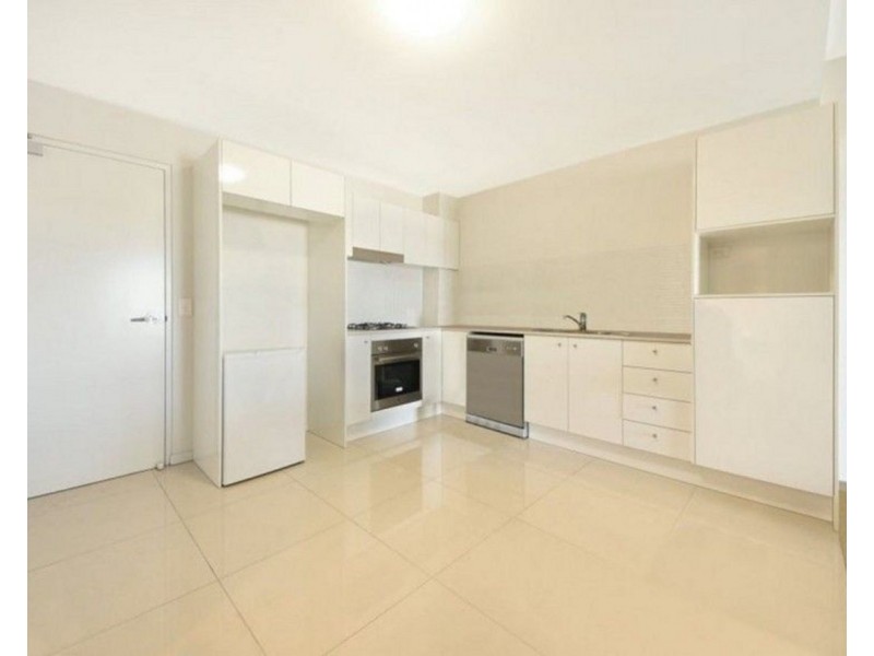 706/15 Playfield Street, Chermside QLD 4032