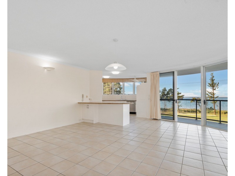 8/179 Landsborough Avenue, Scarborough QLD 4020