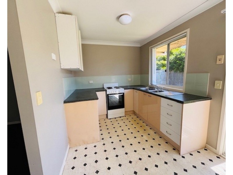 24 Hibiscus Circuit, Fitzgibbon QLD 4018