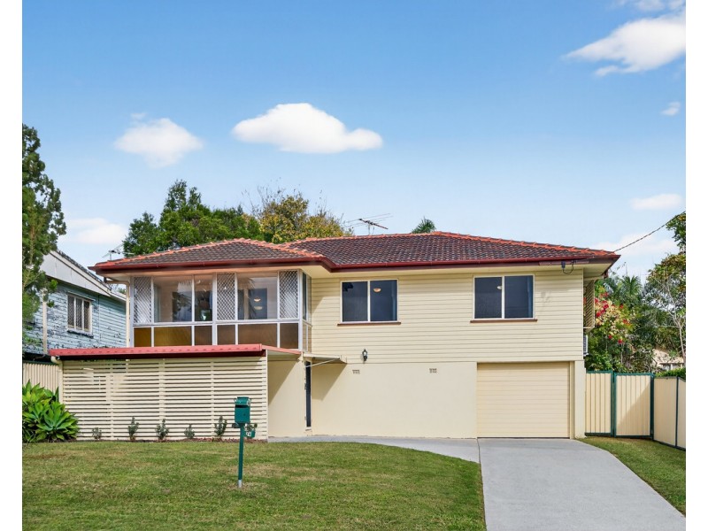 16 Kaiyar Street, Chermside West QLD 4032