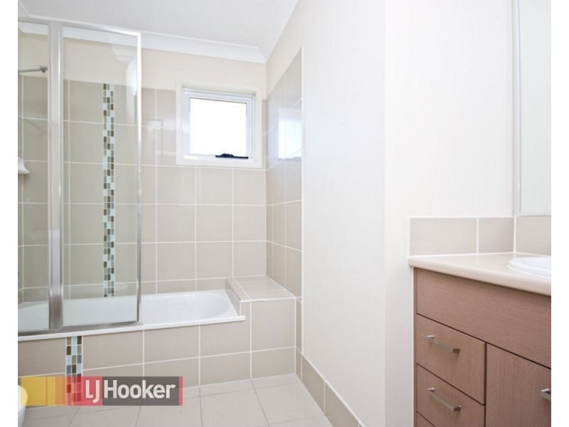 2/24 Latham Street, Chermside QLD 4032