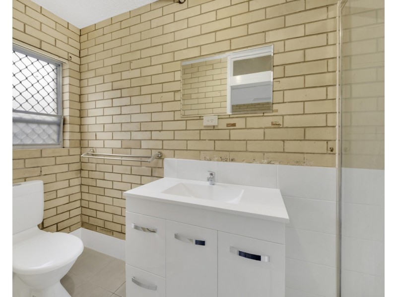 1/26 Hall Street, Chermside QLD 4032